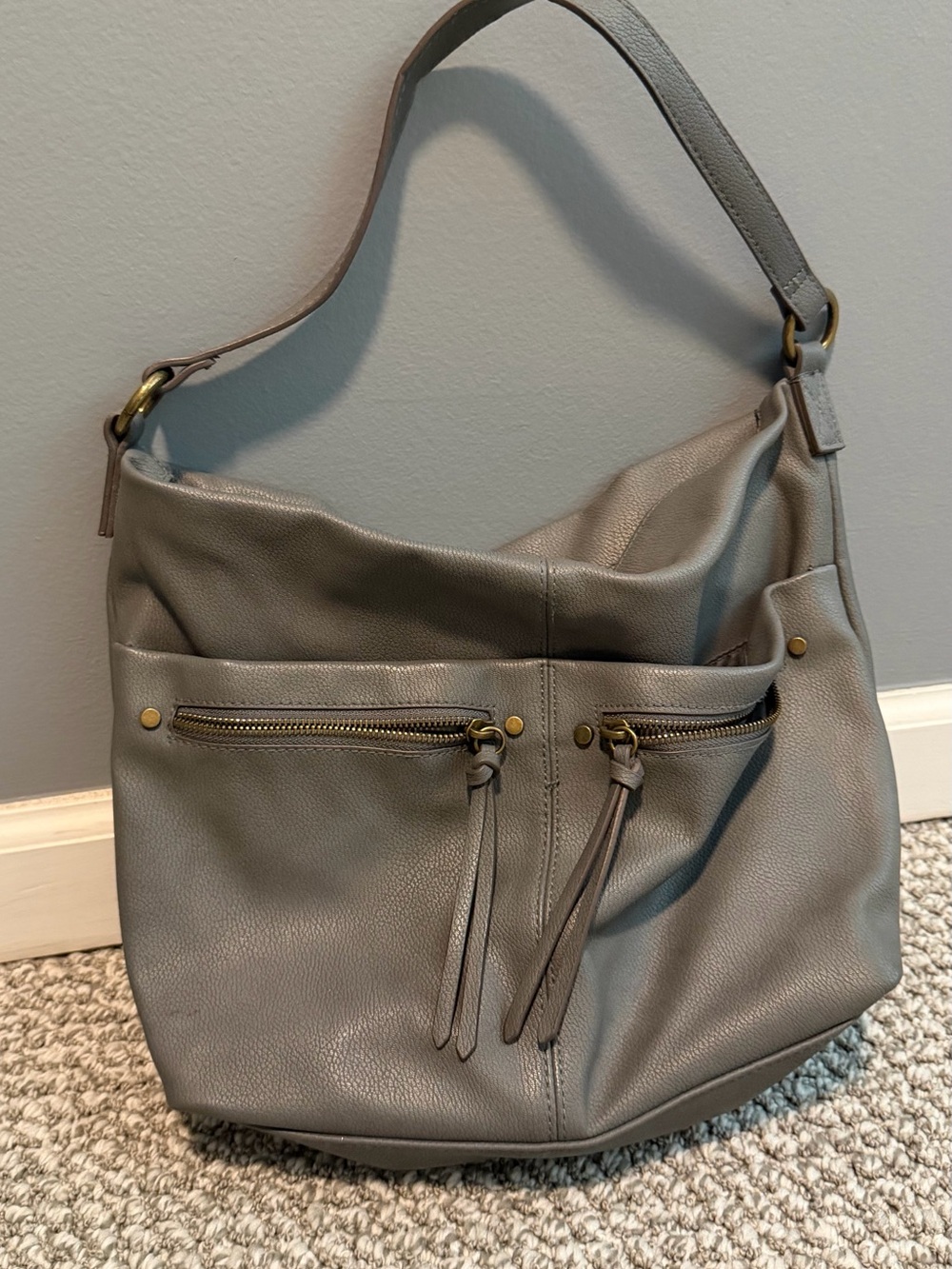 Grey Leather Sonoma Shoulder Bag - Casual Zip Front Hobo purse w/ extra strap